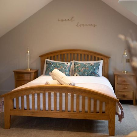 Vineyard Country Cottage Llanerch-Aeron Exterior photo